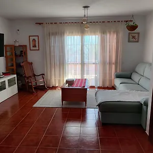 Habitación en casa particular Lourdes 1 Casa Compartida Solo Con La Anfitriona, Breña Baja